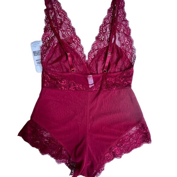 Marilyn Monroe New Show Me Off Negligee Stretchy Bodysuit Maroon Size Small - Picture 9 of 16